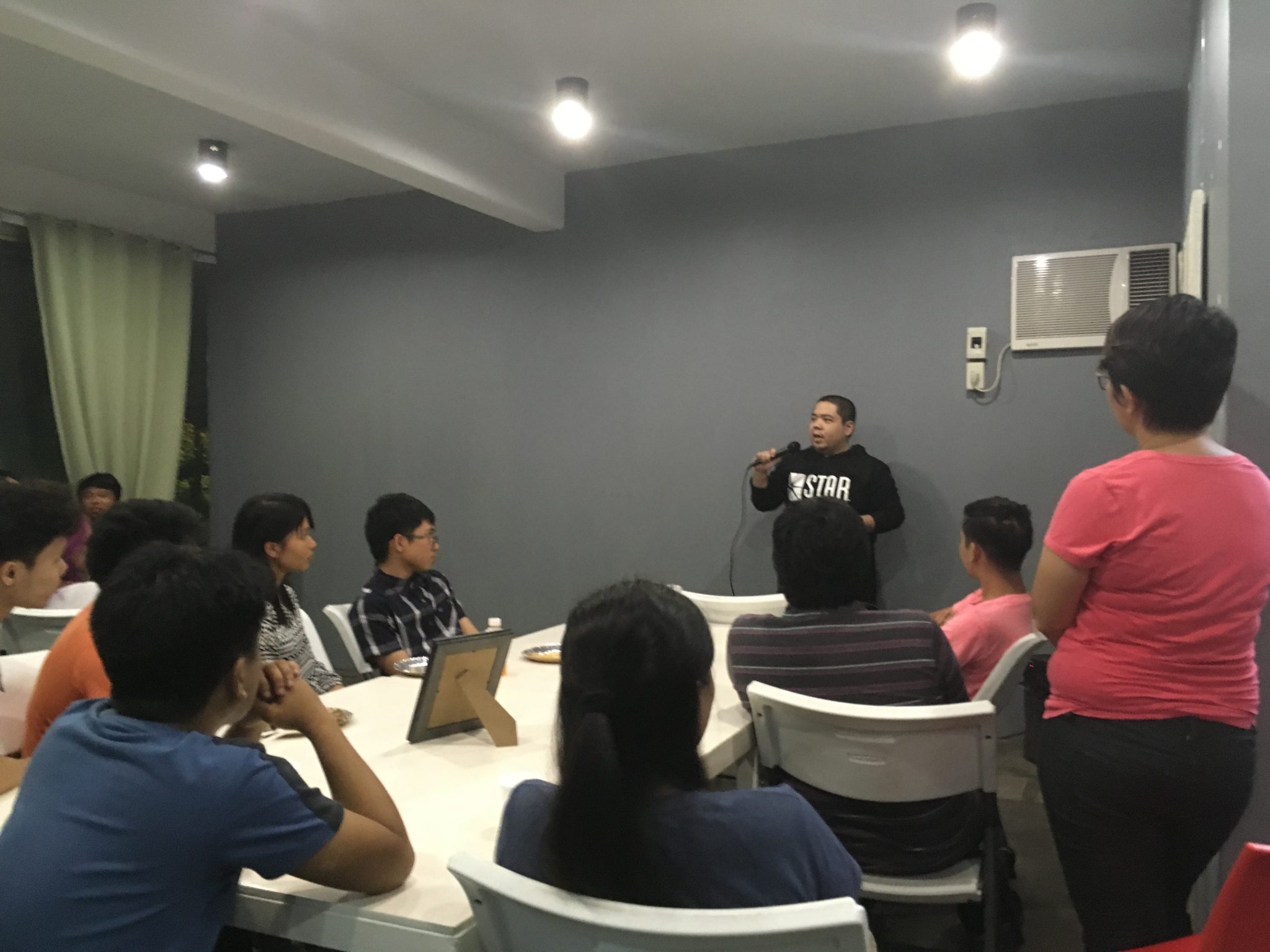 Jingo Rodriguez, DevCon Iloilo Chapter Head on Intro to DevCon and its activities in Iloilo